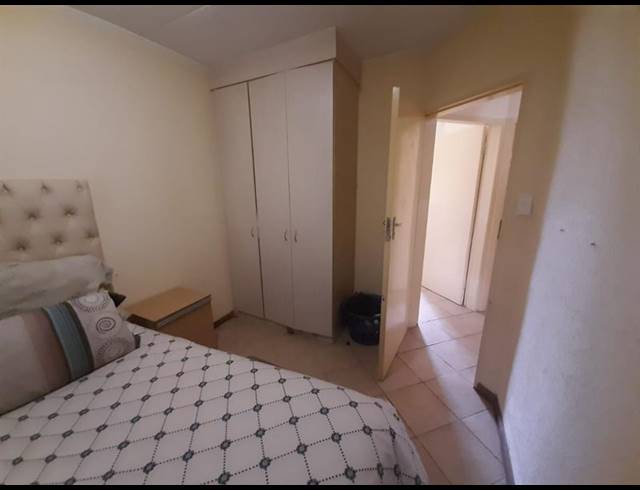 2 BEDROOM APARTMENT FOR SALE IN OLIEVENHOUTBOSCH